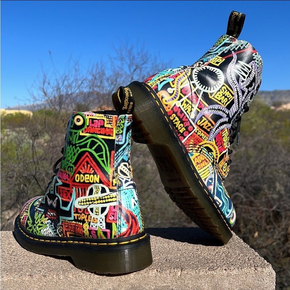 Dr. Martens x Mark Wigan KABOOM GRAFFITI Pascal Boots - Picture 4 of 17